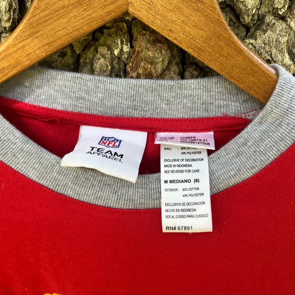 NFL Team Apparel Chiefs Layered look T-Shirt in size M - Picture 4 of 4